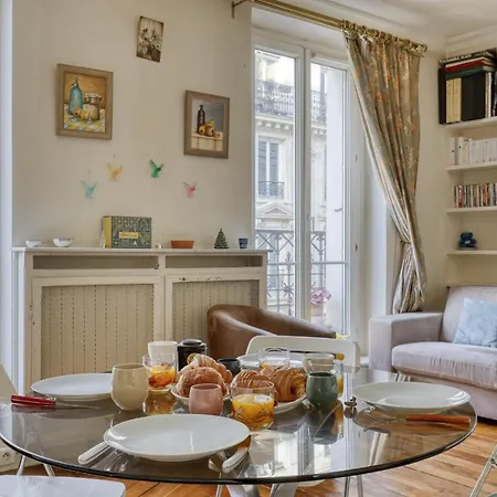 Appartamento Lovely Authentic 1 Bedroom Flat-heart Of 11 Parigi
